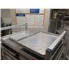 Image 2 : Rolling Cooling Rack w/ Multiple Baking Pans