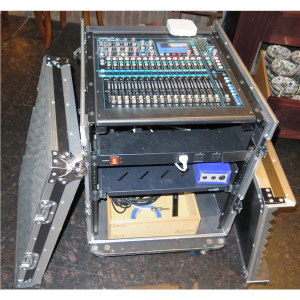 Qu-16 Multi-Track Recording System w/ Cords in Hard Case