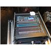 Image 2 : Qu-16 Multi-Track Recording System w/ Cords in Hard Case