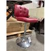 Image 2 : RED / CHROME LEATHER STYLE GAS LIFT ADJUSTABLE COUNTER HEIGHT CHAIR