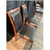 Image 3 : 2 x Leather-Style Wooden Banquet Chairs