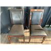 Image 1 : 2 x Leather-Style Wooden Banquet Chairs