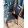 Image 3 : 2 x Leather-Style Wooden Banquet Chairs
