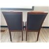 Image 5 : 2 x Leather-Style Wooden Banquet Chairs