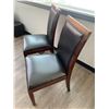 Image 3 : 2 x Leather-Style Wooden Banquet Chairs