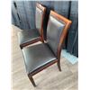 Image 2 : 2 x Leather-Style Wooden Banquet Chairs