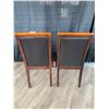 Image 4 : 2 x Leather-Style Wooden Banquet Chairs