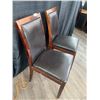 Image 2 : 2 x Leather-Style Wooden Banquet Chairs