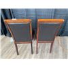 Image 4 : 2 x Leather-Style Wooden Banquet Chairs