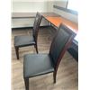 Image 2 : 2 x Leather-Style High-Backed Wooden Banquet Chairs