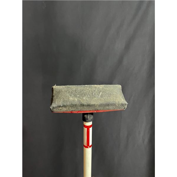 Ultralite Vintage Curling Broom