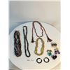 Image 1 : Assorted Fashion Jewelry