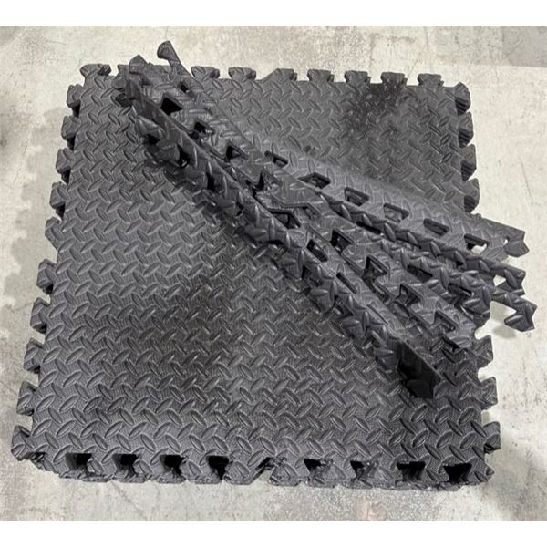 20 2x2 Foam interlocking floor mat tiles