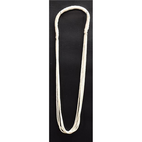 SANTO DOMINGO INDIAN NECKLACE