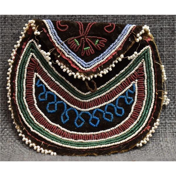 CREE INDIAN BEADED POUCH