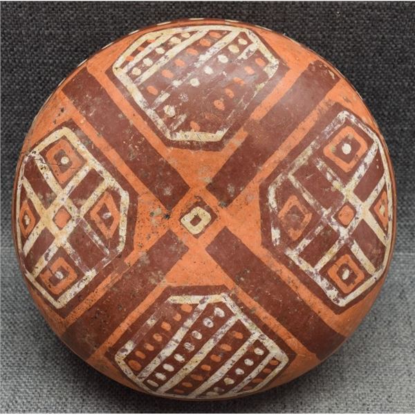 PRECOLUMBIAN POTTERY BOWL