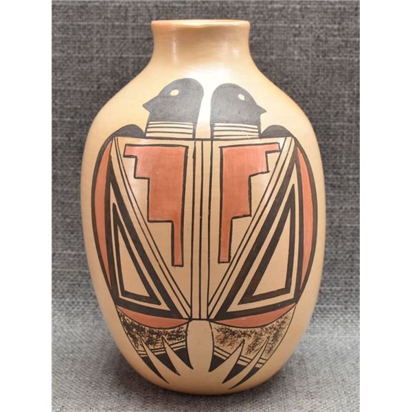 HOPI INDIAN POTTERY VASE