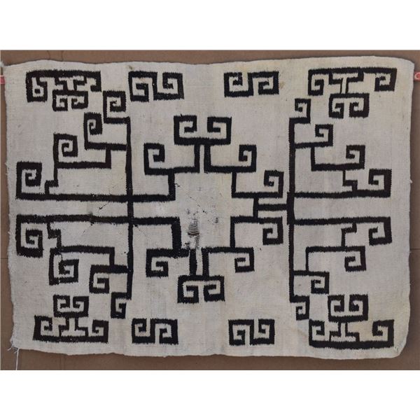 NAVAJO INDIAN TEXTILE