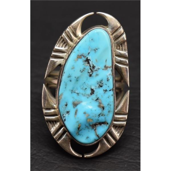 NAVAJO INDIAN RING (T. PAUL )