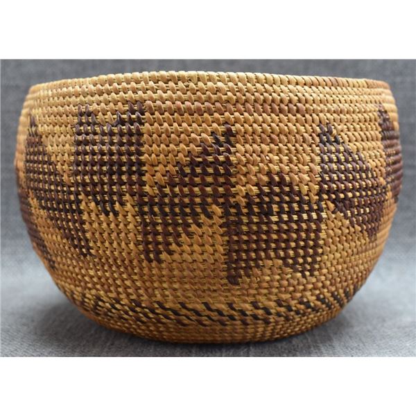 KITANEMUK INDIAN  BASKET