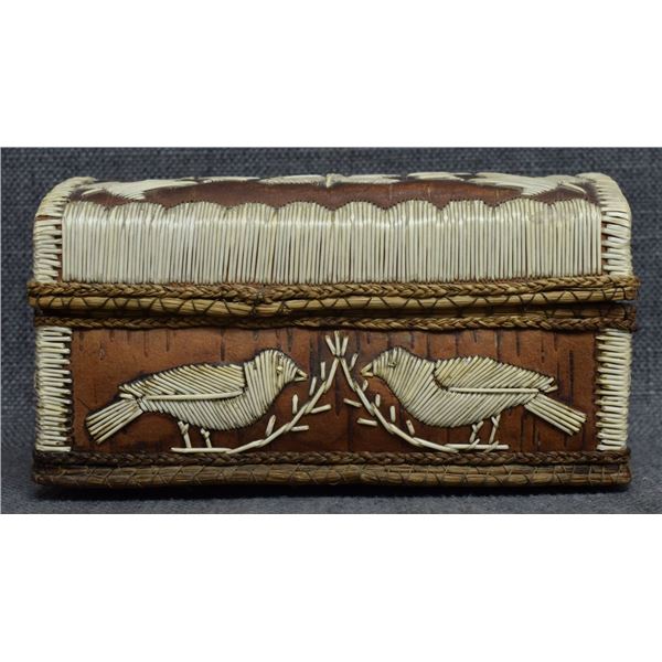 OJIBWA INDIAN QUILLED ON BARK BOX