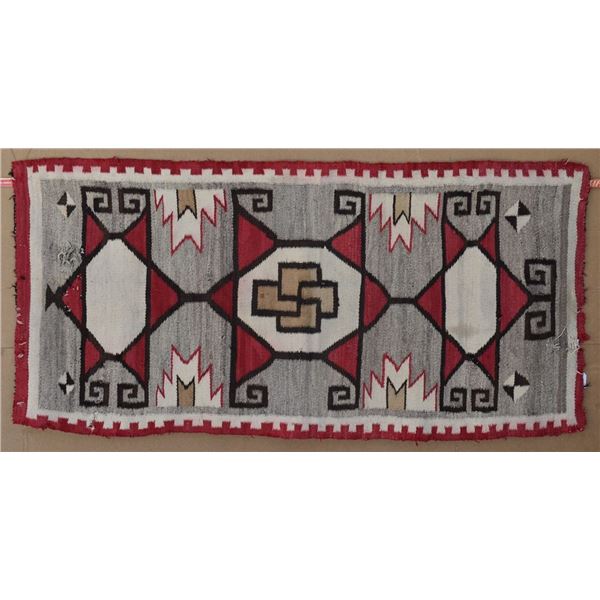 NAVAJO INDIAN TEXTILE