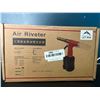 Image 1 : Lot of 1 Air Riveter Tool