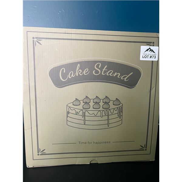 Lot of 1 Cake Stand
