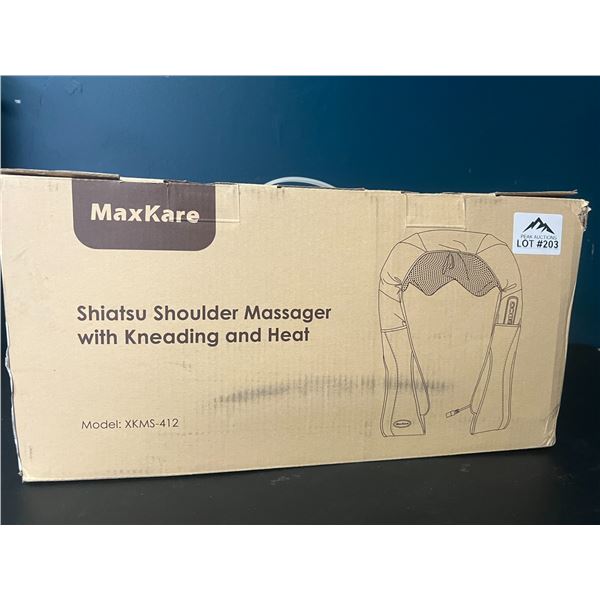 Lot of 1 MaxKare Shiatsu Shoulder Massager with Kneading & Heat - For Neck, Shoulders, & Back