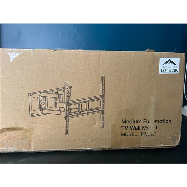 Lot of 1 Medium Full-Motion TV Wall Mount