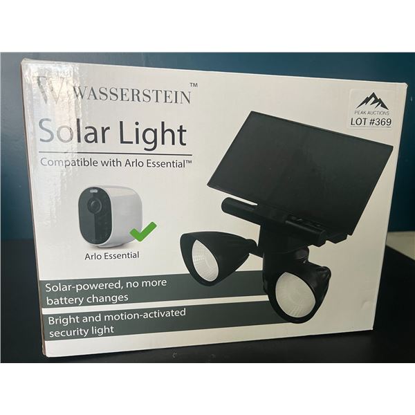 Lot of 1 Solar Powered Motion Sensor Security Light