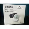Image 1 : Lot of 1 OMRON Silver Upper Arm Blood Pressure Monitor