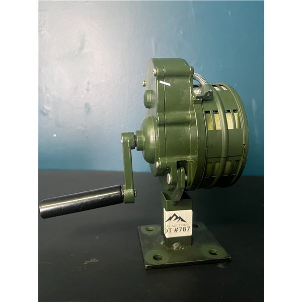 Lot of 1 Hand Crank Siren (*Used)