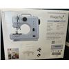 Image 2 : Lot of 1 Magicfly 12-Stitch Sewing Machine