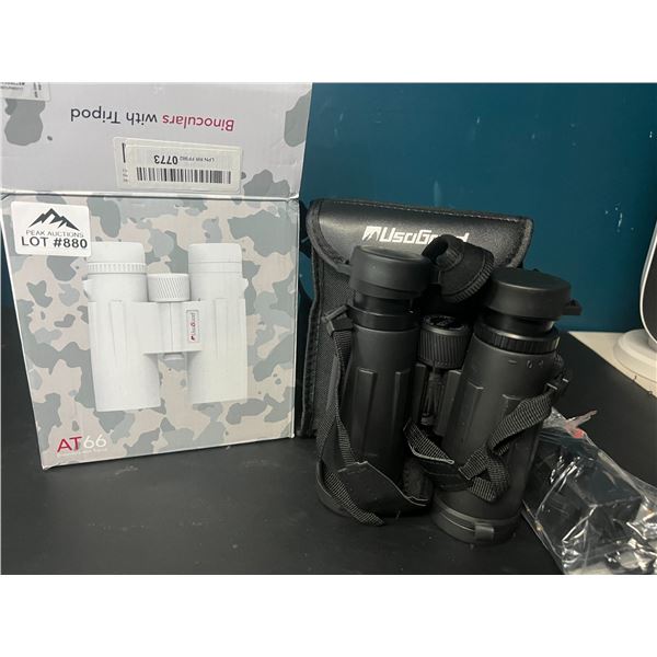 Lot of 1 Pair of Binoculars w/ Case