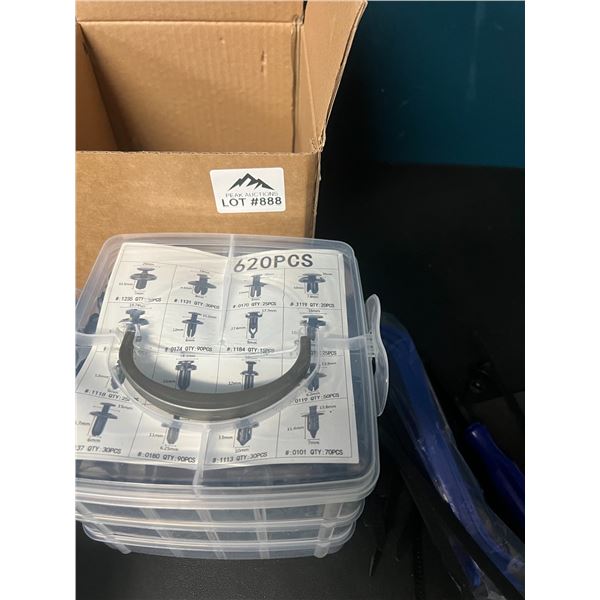 Lot of 1 655PC Car Retainer Clips/Tool Set