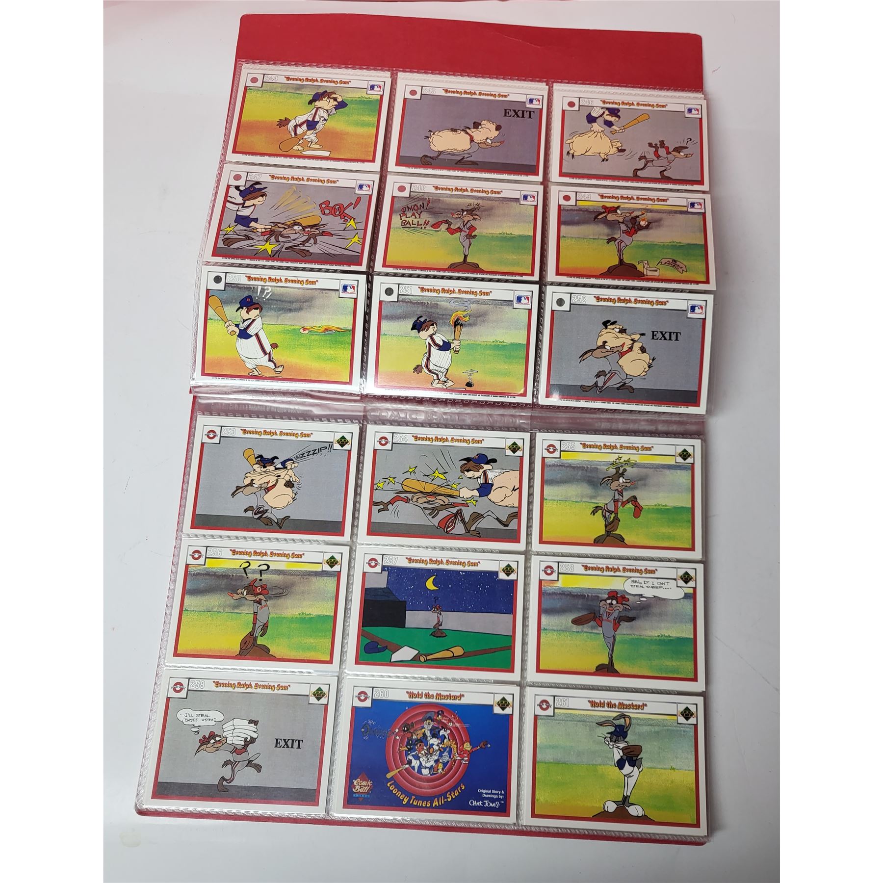 Looney Tunes Collectible Cards & Album (A0644)