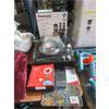 Image 1 : 4 Piece Lot of Turntable & Other Electronics