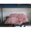 Image 1 : 6 Pairs of Standard Size Fluffy Velour Pillow Shams