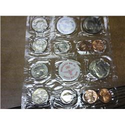 1982 US Mint UNC Set P/D/S