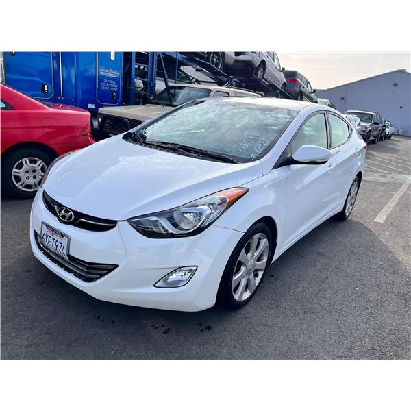2013 Hyundai ELANTRA GLS