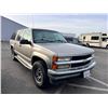 Image 2 : 1999 Chevrolet Suburban K1500