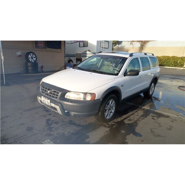 2005 Volvo XC70