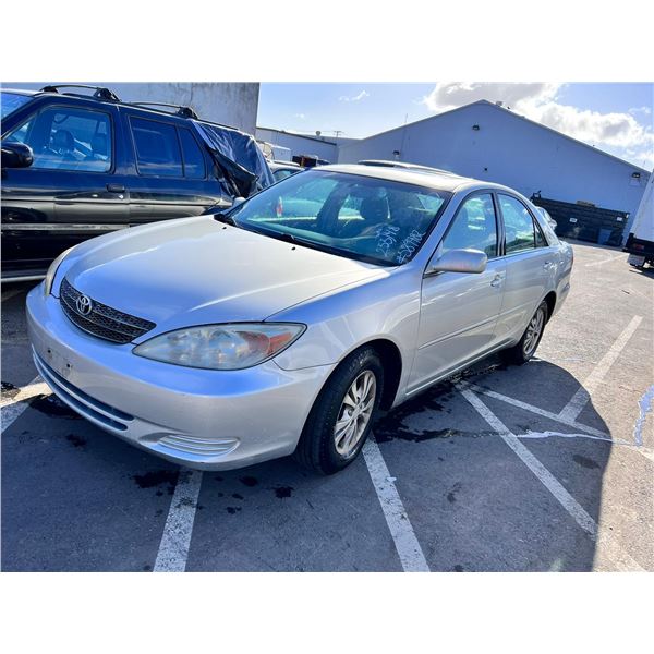 2004 Toyota Camry LE V6