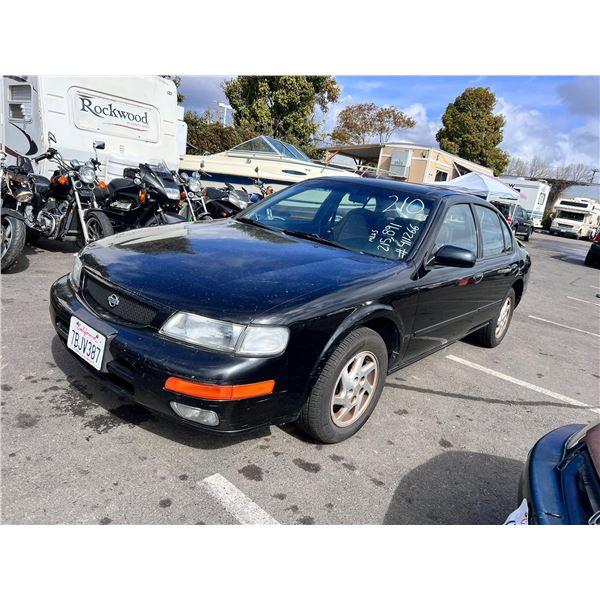 1996 Nissan Maxima GXE