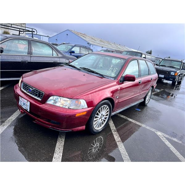 2004 Volvo V40