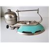 Image 3 : Vintage Teal/aqua colored Coleman Iron (very rare color)