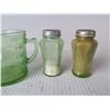 Image 4 : Green Depression Measuring cup & salt & pepper shakers (Uranium glass)