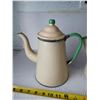Image 4 : 2 Antique enamel tea pots