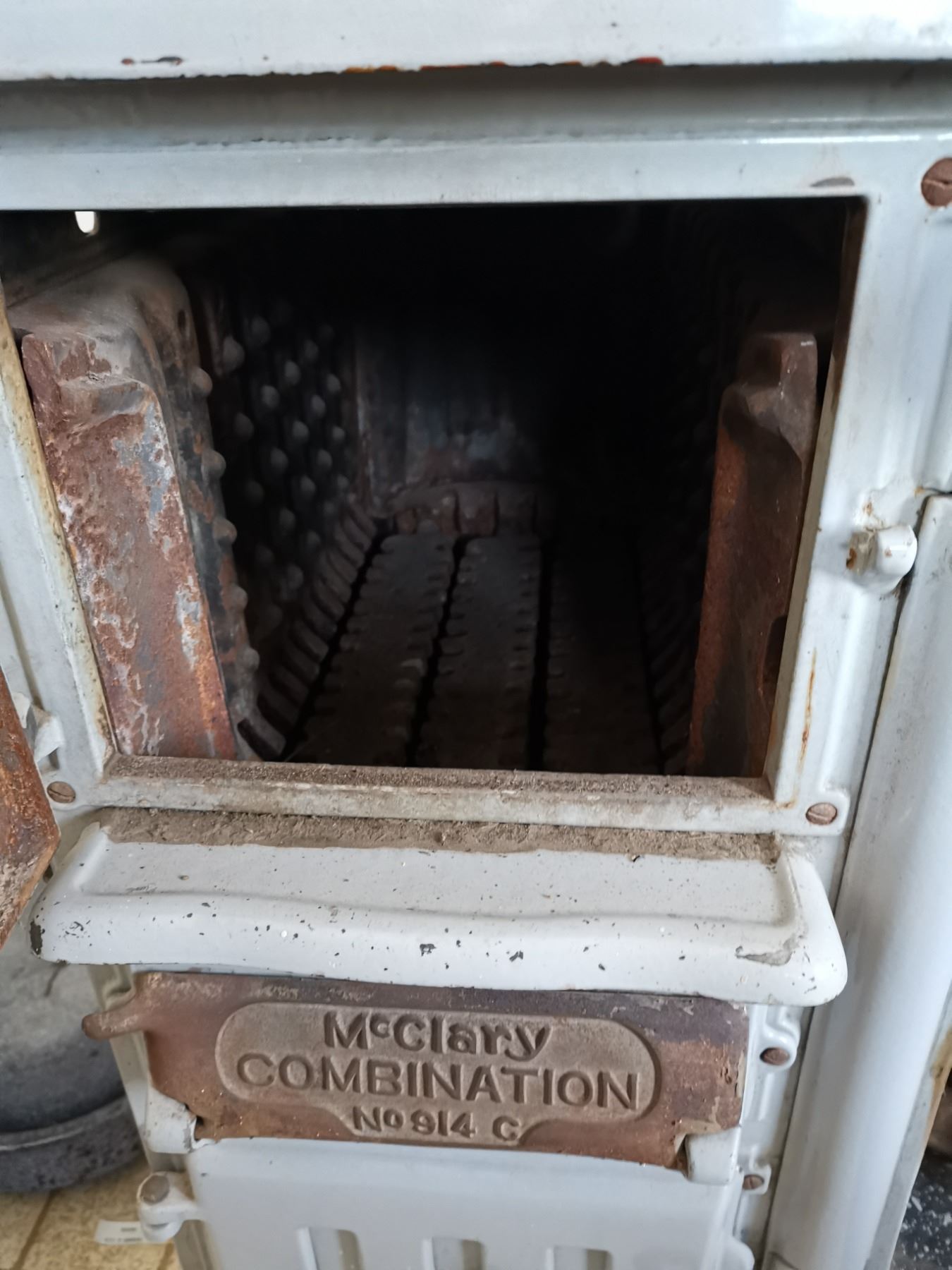 Antique McClary wood & electric cook stove (one of the first models)